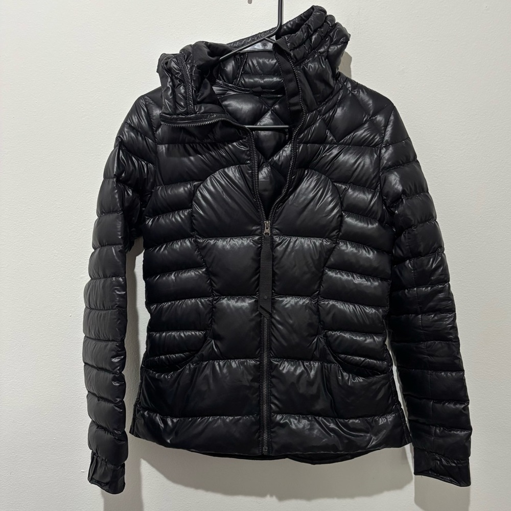 Lululemon Size 4 Fluffin Awesome Goose Down Puffer